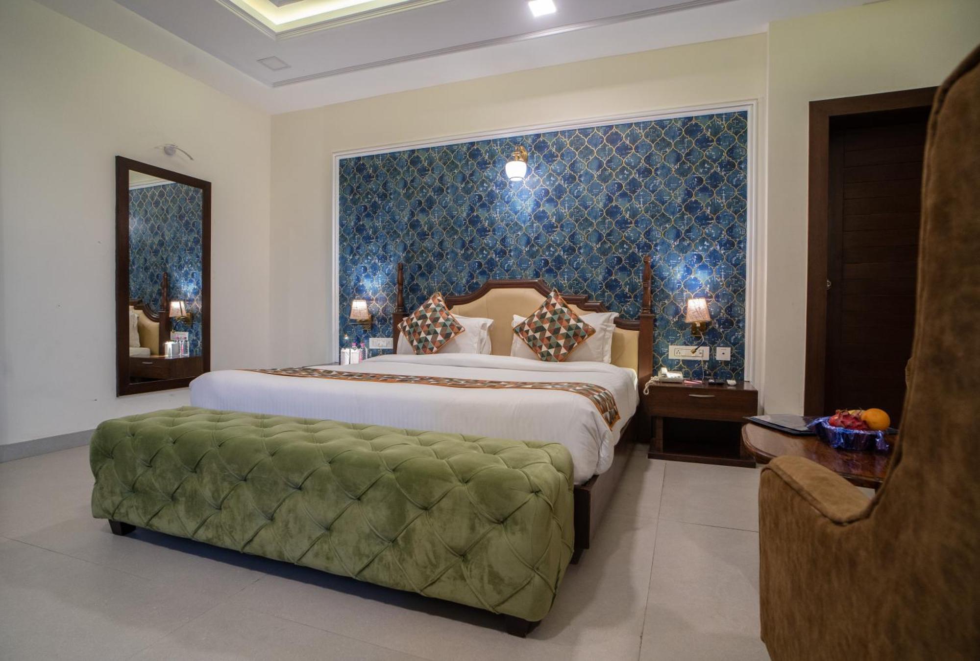 Hotel The Courtyard - Beyond Bar & Club Udaipur Exterior foto