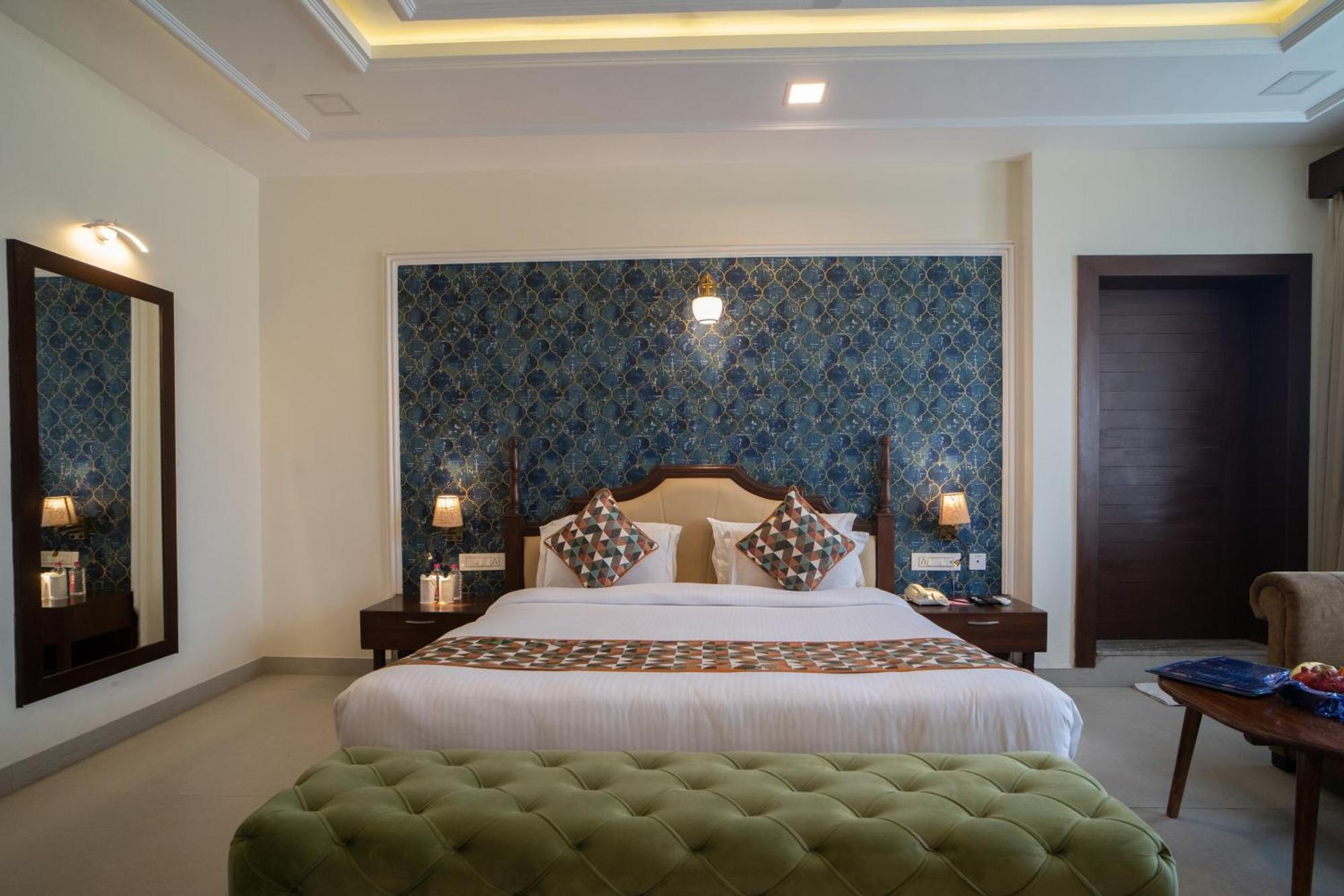 Hotel The Courtyard - Beyond Bar & Club Udaipur Exterior foto